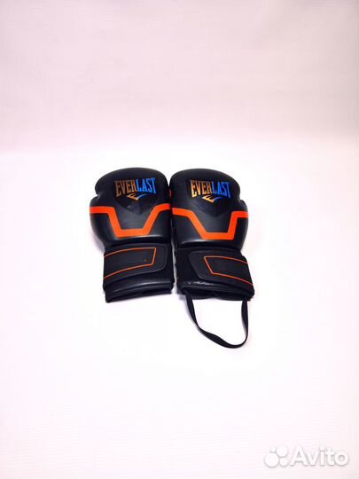 Боксерские перчатки EverLast Outshock 12 Oz