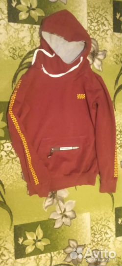 Спортивный костюм на девочку 146