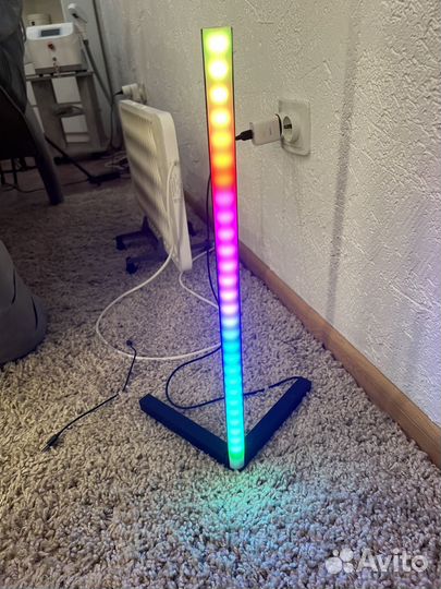 Лампа светодиодная настольная