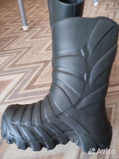 Детские резиновые сапоги Каури из Эва новые