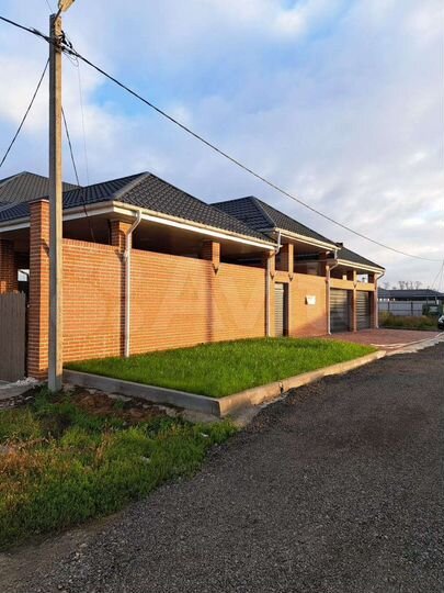 Дом 548 м² на участке 10 сот.