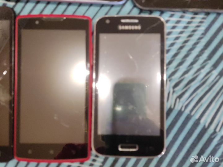 Планшеты телефоны б/у на запчасти