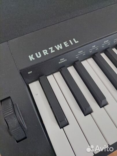 Цифровое пианино Kurzweil KA-70 черный