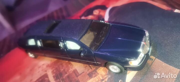 Коллекционные модель лимузин линкольн 1:38