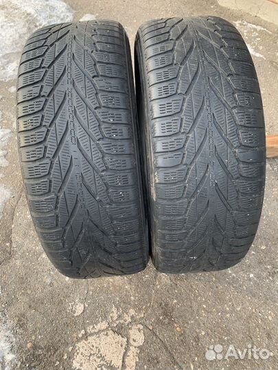 Nokian Tyres Hakkapeliitta R2 SUV 235/60 R18