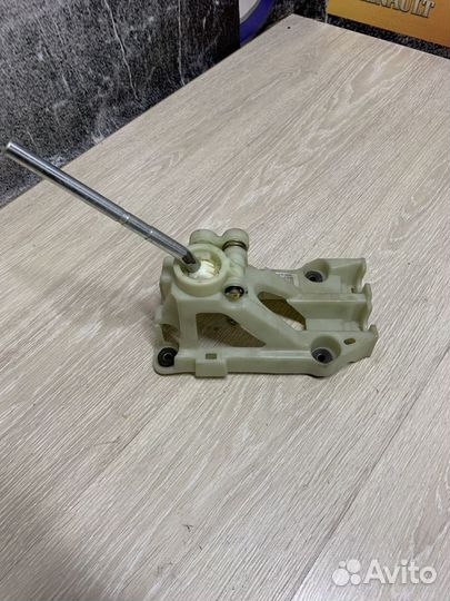 Кулиса коробки передач МКПП АКПП CVT Geely MK cros