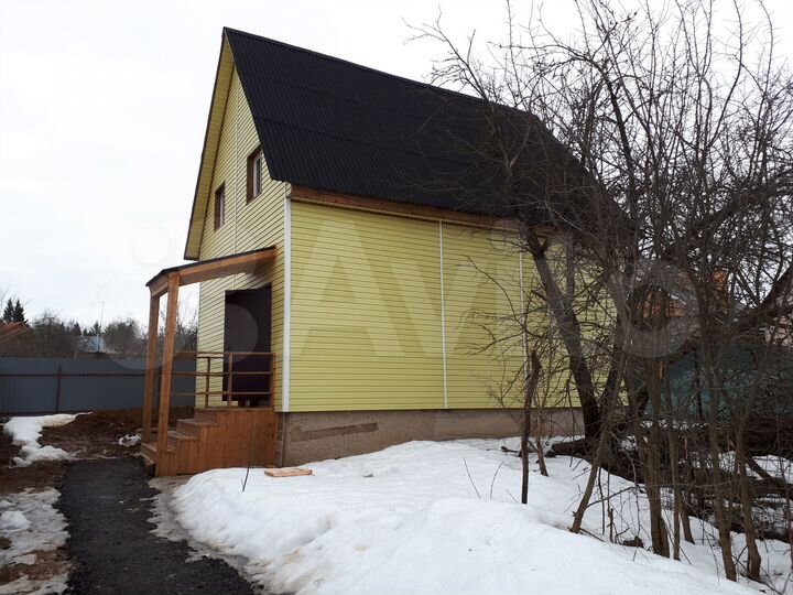 Дом 95 м² на участке 5 сот.