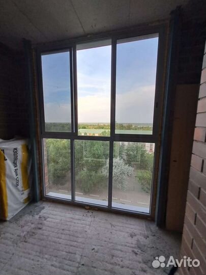 Балконный блок (остекление балкона)