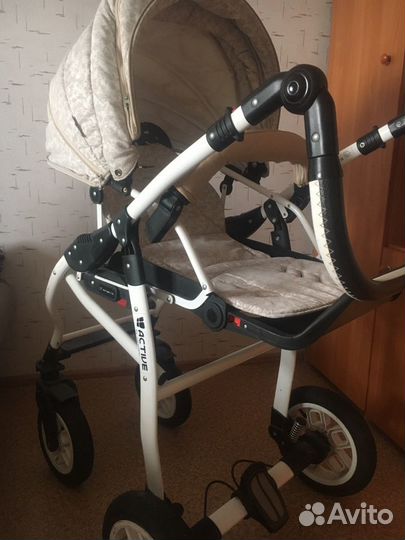 Коляска. Подробности по телефону