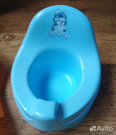 Для купания стульчик, горка, круг на шею, горшок