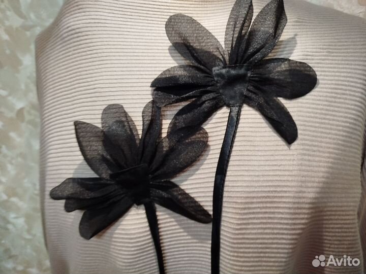 Брошь цветок из ткани