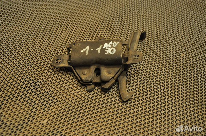 Замок капота toyota camry ACV30