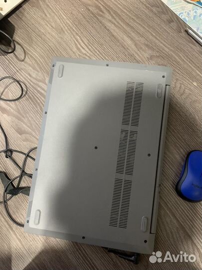 Ноутбук lenovo