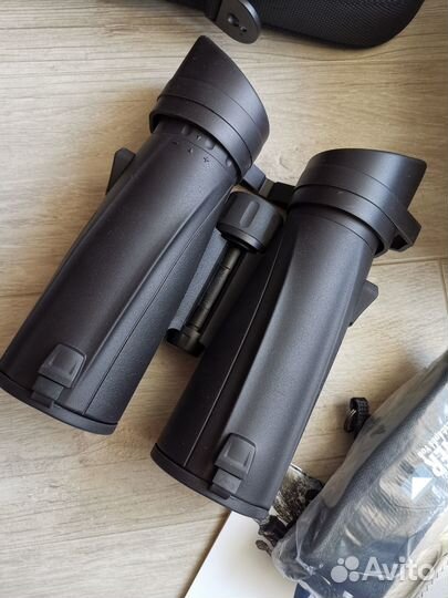 Бинокль Steiner HX 10x42