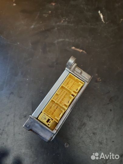 Блок управления AIR BAG Suzuki Grand Vitara 2.0