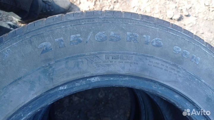 Nokian Tyres Hakka Black SUV 215/65 R16