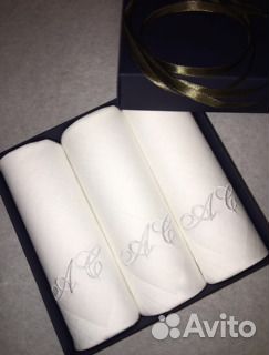 Белые носовые платки по 2-3 штуки