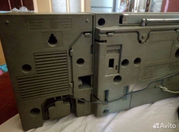 Продам магнитолу Sharp