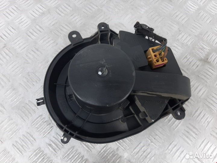 Моторчик печки для Volkswagen Passat 5 GP