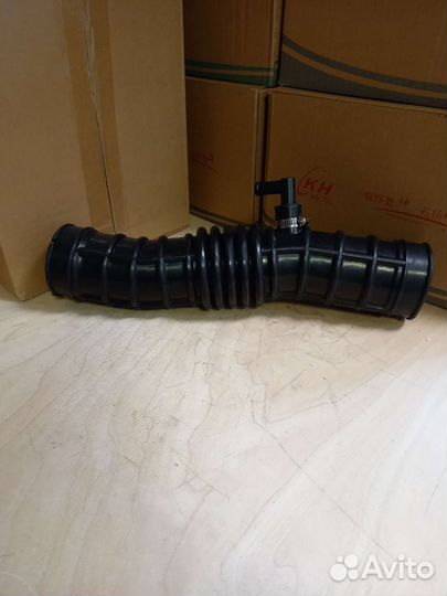 Патрубок воздушного фильтра Nissan Juke 1.6