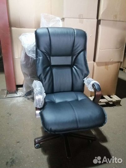 Кресло для руководителя до 200 кг