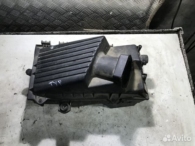 Корпус воздушного фильтра Skoda Octavia Tour