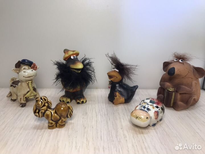 Фигурки, статуэтки -мальчик с мишкой