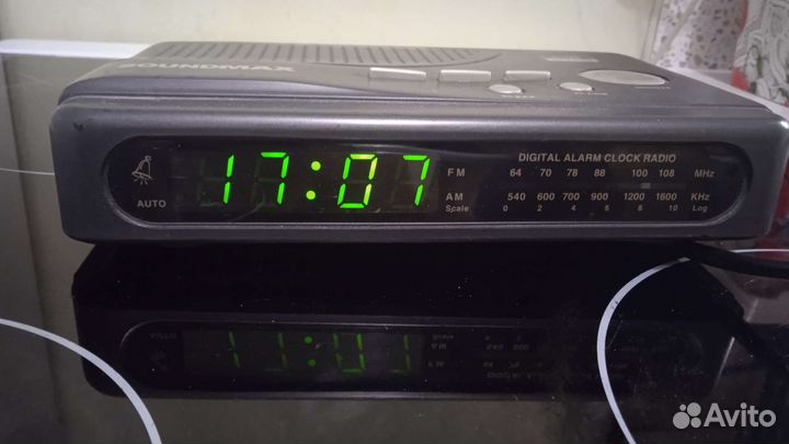Часы электронные настольные часы с радио