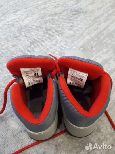 Лыжные ботинки