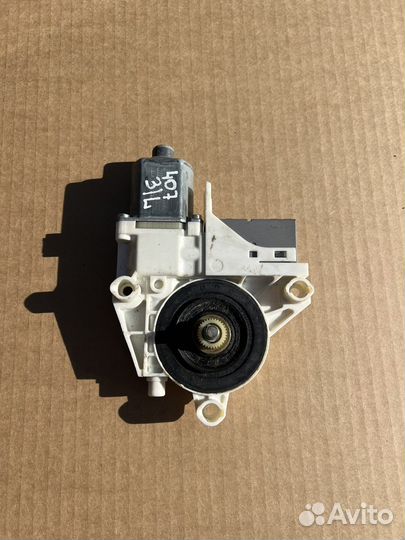 Моторчик стеклоподьмника задний L Peugeot 407