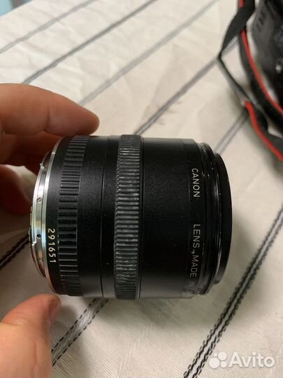 Объектив Canon 50mm Compact Macro 2.5