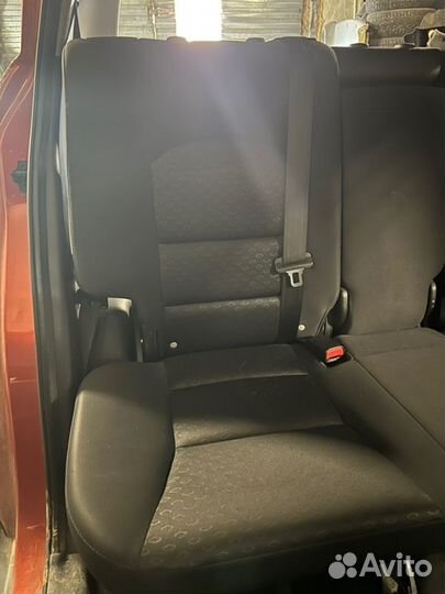 Сиденье заднее Ssangyong Actyon CK D20DTF 2011