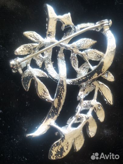 Брошь Кулон