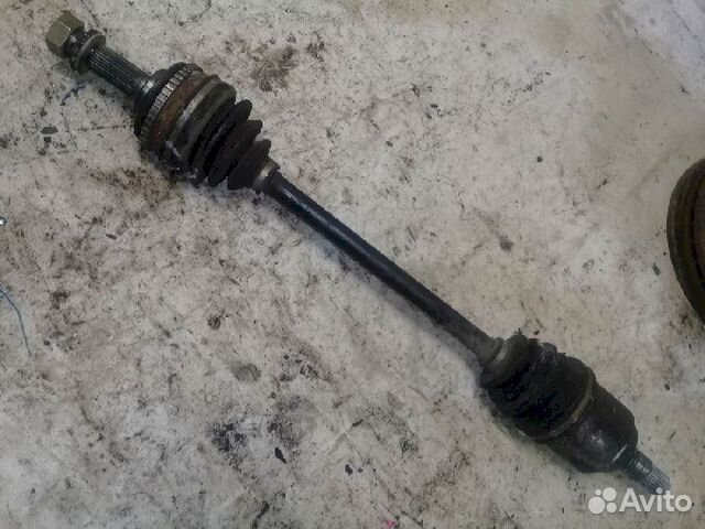 Привод задний правый Nissan Prairie Joy M11