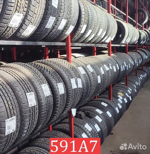 Bridgestone Blizzak LM-25 215/60 R17 96N