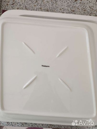 Тарелки квадратные