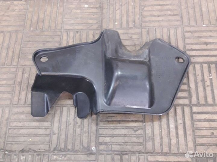 Кожух рулевой колонки Skoda Octavia A5