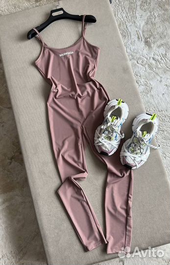 Комбинезон женский