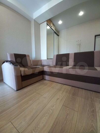 2-к. квартира, 40 м², 6/6 эт.