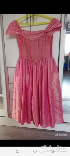 Нарядные платья