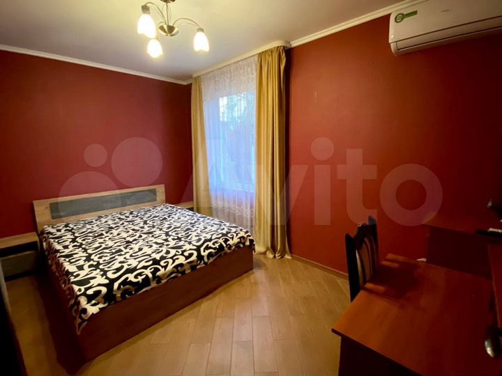 Дом 35 м² на участке 5,5 сот.