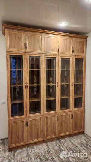 Книжный шкаф современная классика