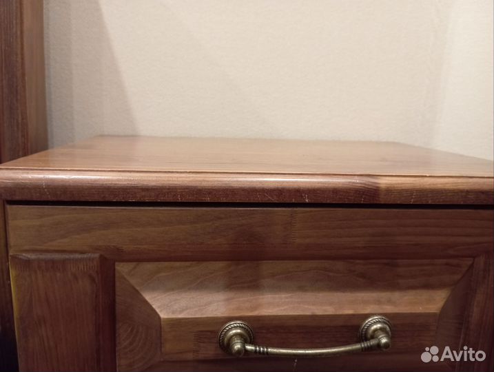 Тумба прикроватная массив