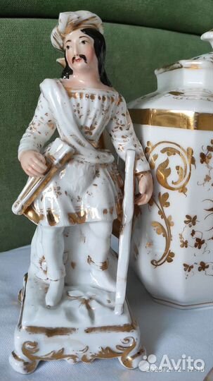 Статуэтка флакон Jacob Petit, фарфор 19 в