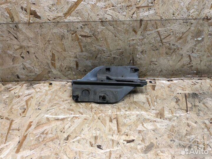 Петли капота Nissan Almera N16