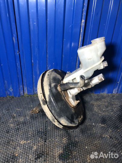 Вакуумник с гтц Mazda 6 gg