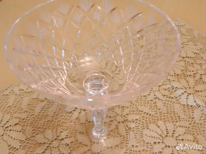 Вазочка на ножке. Хрусталь.ссср