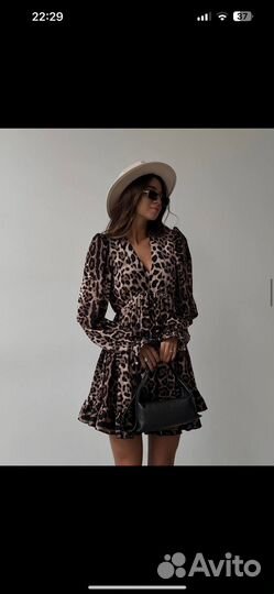 Продавец консультант в магазин женской одежды