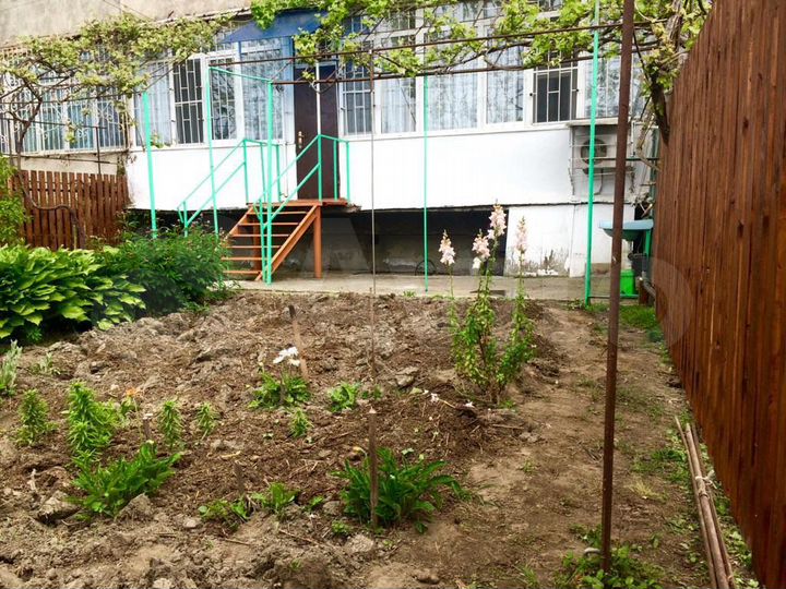 2-к. квартира, 75 м², 1/5 эт.