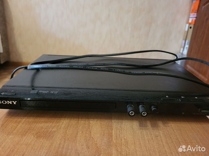 Dvd плеер Sony